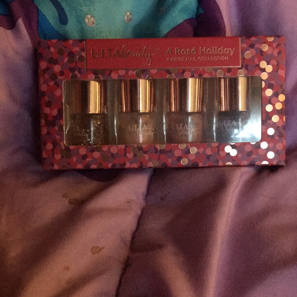 Ulta Beauty A Rose Holiday 4 Piece Nail Collect